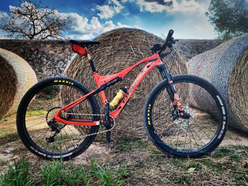 Brugt Orbea OIZ M30 2019 2019 Mountainbike — billede 1 af 4