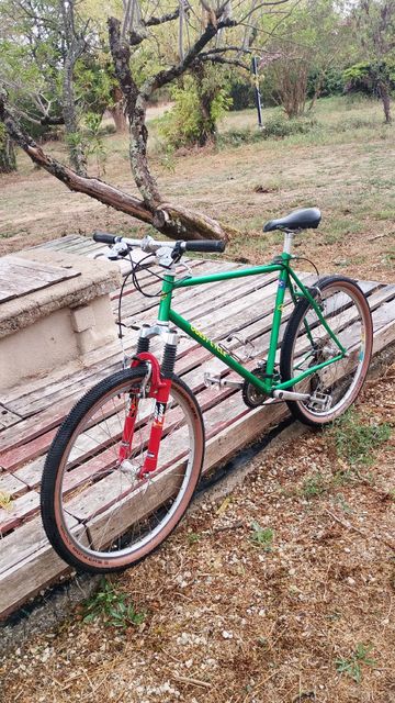 Tweedehands Ouest cycles Custom Shimano Acera 1994 Mountainbike — afbeelding 7 van 10