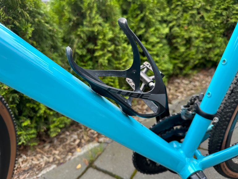 Używany CUBE Cross Race Pro Blue Black 2022 Road & Gravel — zdjęcie 4 z 6