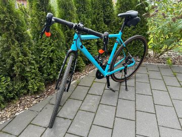Używany CUBE Cross Race Pro Blue Black 2022 Road & Gravel — zdjęcie 2 z 6