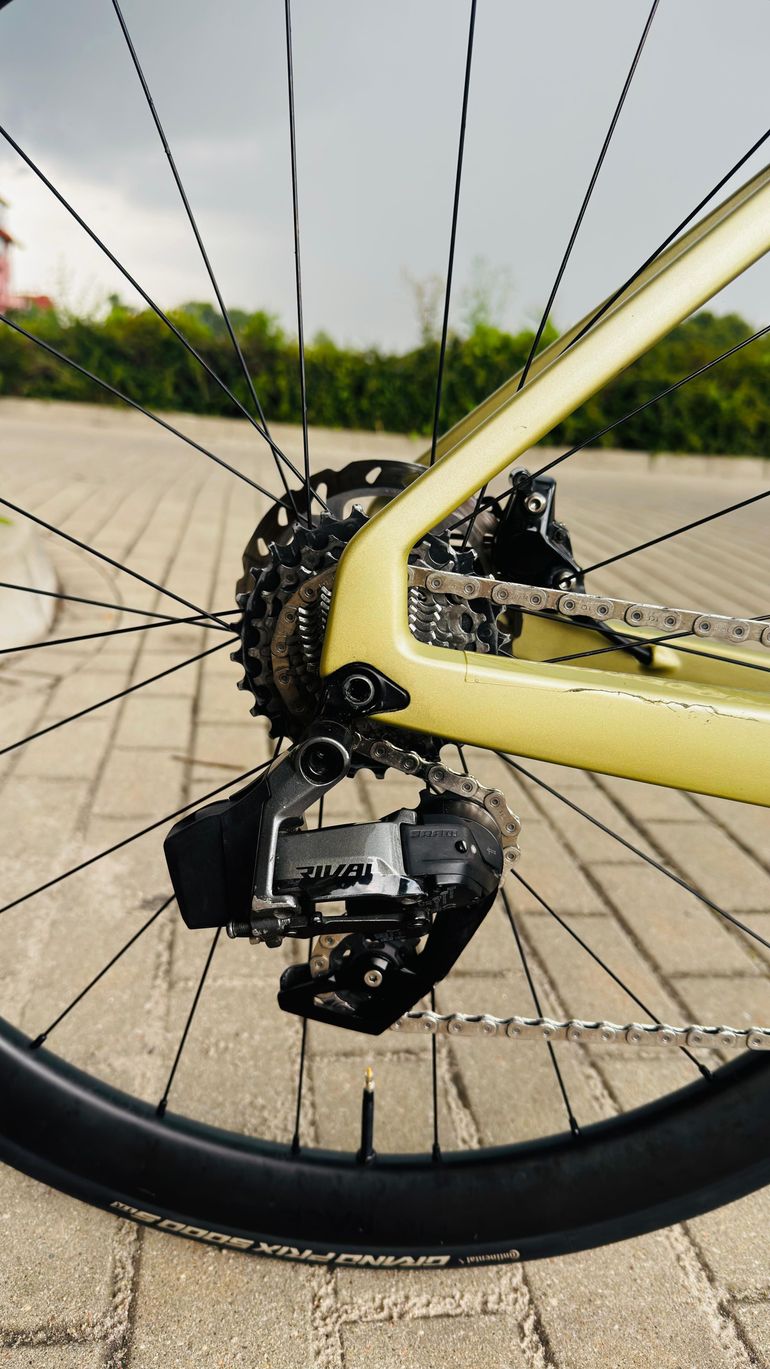 Used Merida REACTO RIVAL-EDITION 2023 2023 Road & Gravel, Black — image 9 of 9
