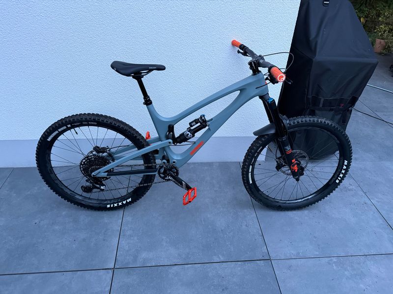 Diamondback Mission 2C Carbon 2019 2019 MTB d'occasion