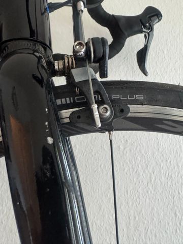 Używany Giant Contend 3 2021 2021 Road & Gravel — zdjęcie 4 z 7