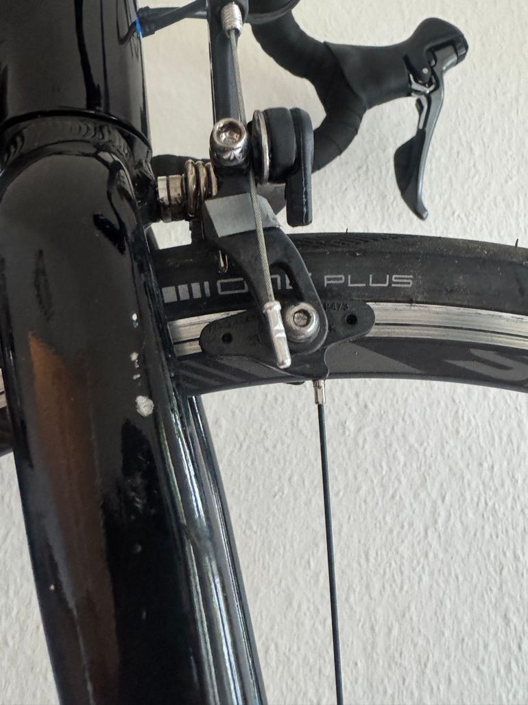 Używany Giant Contend 3 2021 2021 Road & Gravel — zdjęcie 4 z 7