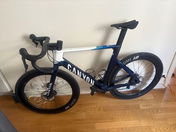 Used Canyon Aeroad CF SL 8 Disc 2023 2023 Road & Gravel, Blue — image 2 of 4