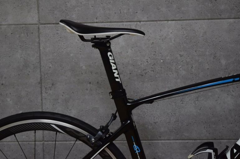 Gebrauchtes Giant Defy Advance 0 2014 Road & Gravel, Blau — Bild 5 von 9