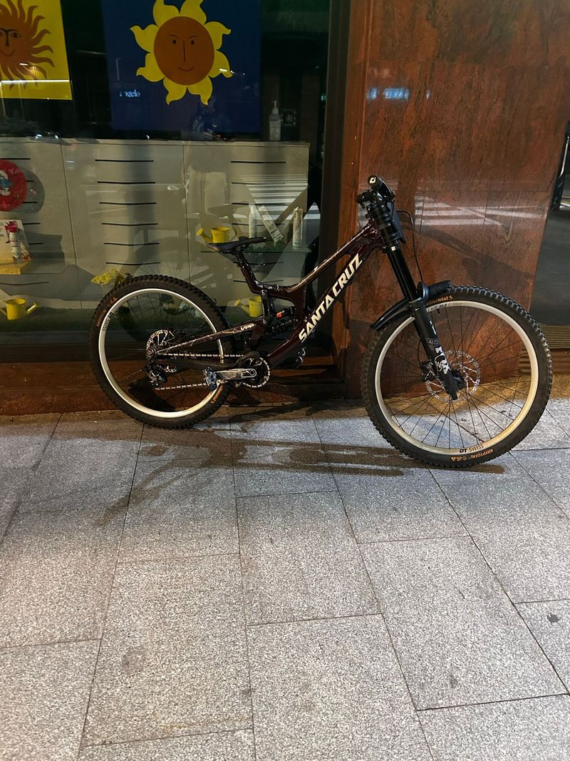 Używany Santa Cruz V10 Frameset 2023 2023 MTB
