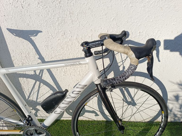 Canyon Ultimate AL 8.0 2011 Road & Gravel usato, Bianco — immagine 2 di 4