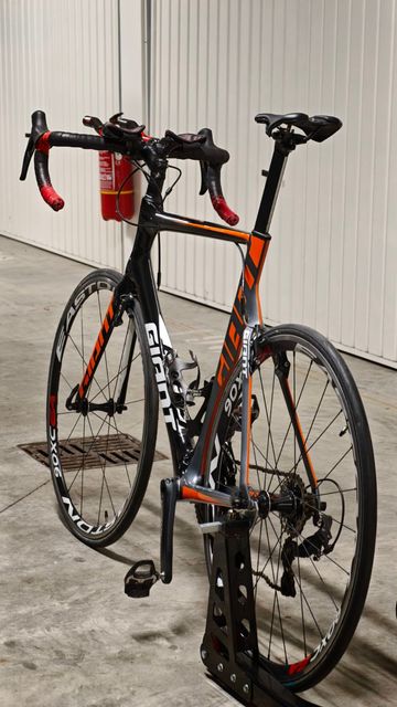 Giant Propel Advanced 1 2016 2016 Road & Gravel d'occasion — image 2 sur 8