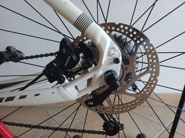 Used Cannondale Quick CX 2009 Urban, White — image 5 of 7