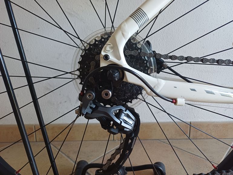 Used Cannondale Quick CX 2009 Urban, White — image 4 of 7