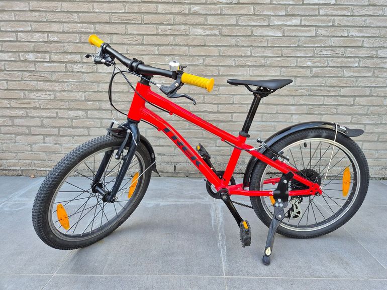 Used Trek Wahoo 20 2022 2022 Youth, Red — image 2 of 4