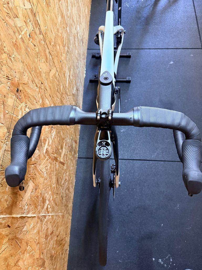 Brugt Pinarello F7 SRAM FORCE AXS 2023 2023 Road & Gravel — billede 13 af 17