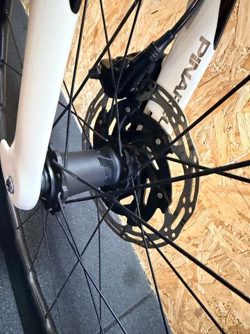 Brugt Pinarello F7 SRAM FORCE AXS 2023 2023 Road & Gravel — billede 7 af 17