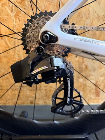 Brugt Pinarello F7 SRAM FORCE AXS 2023 2023 Road & Gravel — billede 4 af 17