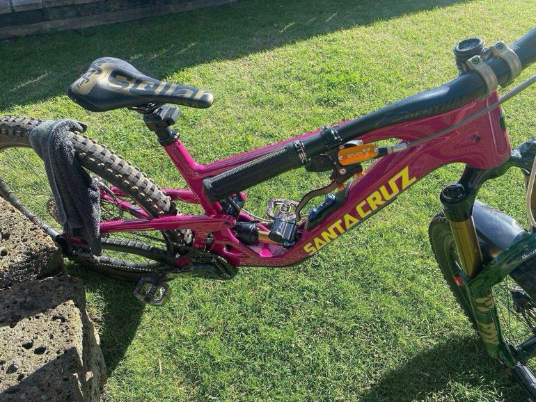 Santa Cruz Bronson GX AXS 2026 Frameset 2026 Mountainbike d'occasion — image 5 sur 10