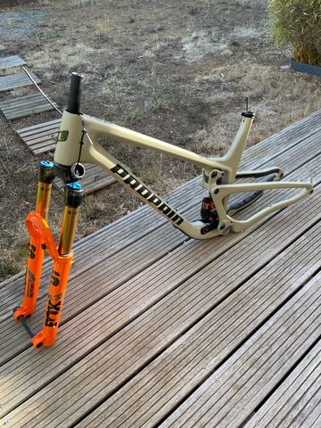 Propain Hugene 2 CF Base 2024 Frameset 2024 Mountainbike d'occasion — image 8 sur 8