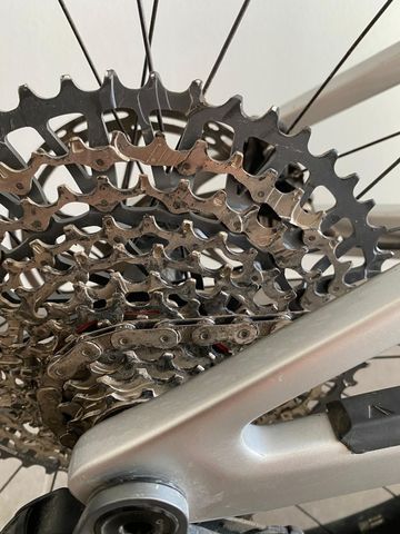 Używany Canyon Lux Trail CF 9 2024 2024 Mountainbike — zdjęcie 8 z 9