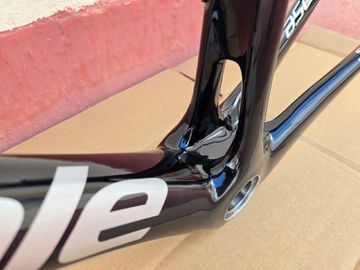 Used Cannondale Synapse Carbon 105 2017 Frameset 2017 Road & Gravel, Light Gray — image 8 of 20