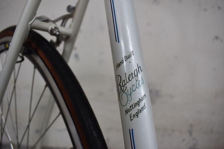 Used Raleigh Custom Shimano Dura Ace 1992 Road & Gravel, White — image 6 of 24