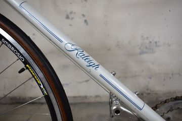 Used Raleigh Custom Shimano Dura Ace 1992 Road & Gravel, White — image 11 of 24