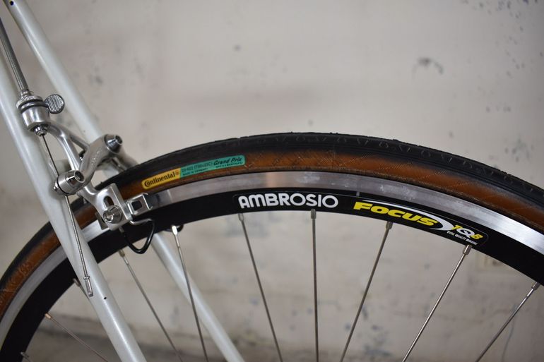 Used Raleigh Custom Shimano Dura Ace 1992 Road & Gravel, White — image 22 of 24
