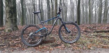 Used Giant Anthem 2 2018 2018 Mountainbike, Black — image 1 of 5