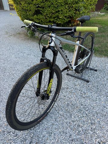 Scott Scale 710 2020 2021 Mountainbike usato, Grigio chiaro — immagine 5 di 9
