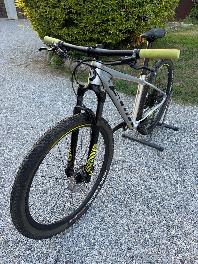 Scott Scale 710 2020 2021 Mountainbike usato, Grigio chiaro — immagine 5 di 9