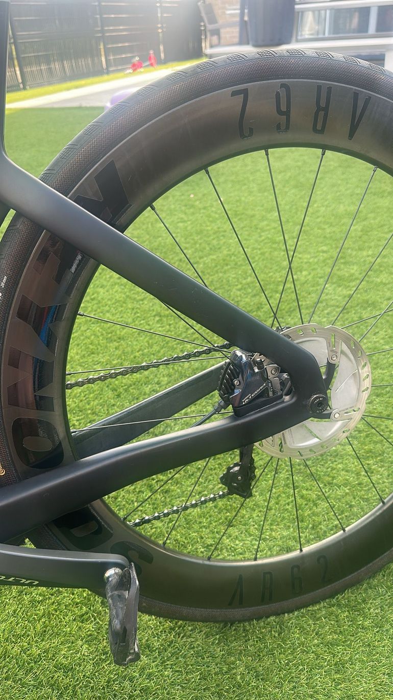 Canyon Aeroad CF SL 8 Disc 2021 2021 Road & Gravel usato, Grigio chiaro — immagine 4 di 8