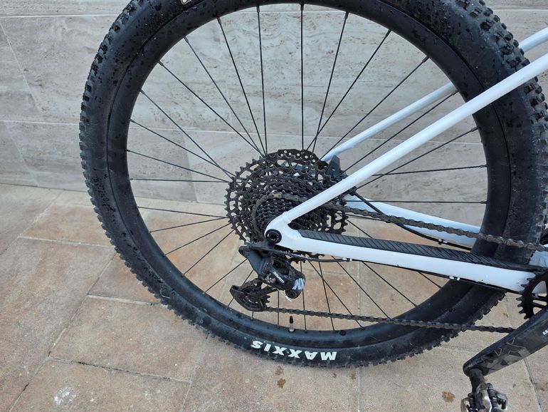 Gebrauchtes Scott Scale 960 2023 2023 Mountainbike, Weiß, 29 — Bild 4 von 6