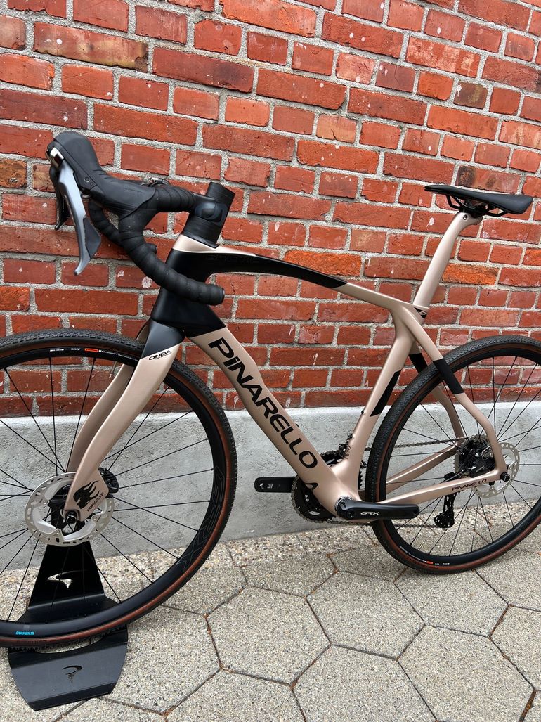 Used Pinarello Grevil Shimano GRX 2025 Road & Gravel, Light Gray — image 11 of 16