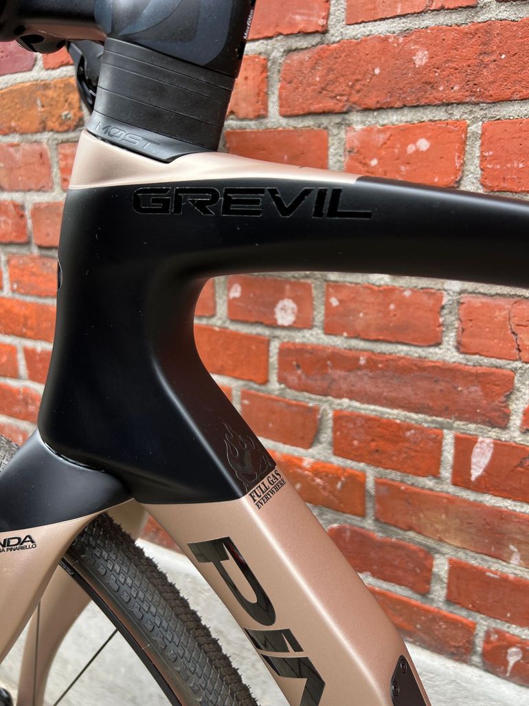 Used Pinarello Grevil Shimano GRX 2025 Road & Gravel, Light Gray — image 16 of 16