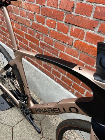 Used Pinarello Grevil Shimano GRX 2025 Road & Gravel, Light Gray — image 7 of 16