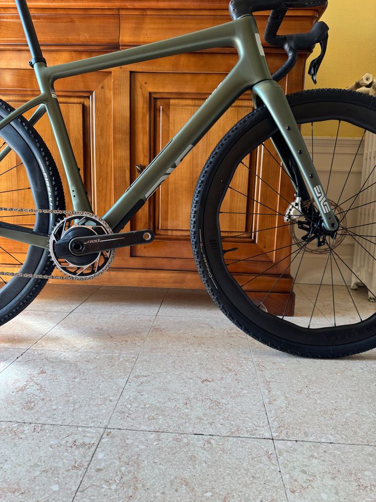 Used Enve Custom SRAM Red 2025 Road & Gravel, Green — image 5 of 9