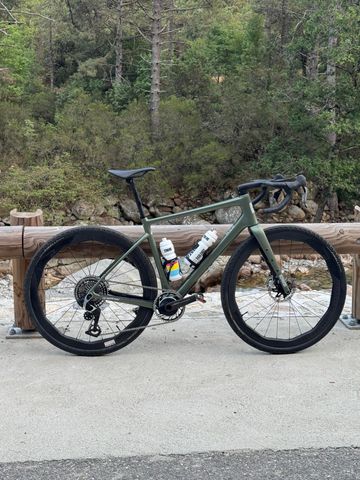 Used Enve Custom SRAM Red 2025 Road & Gravel, Green — image 3 of 9