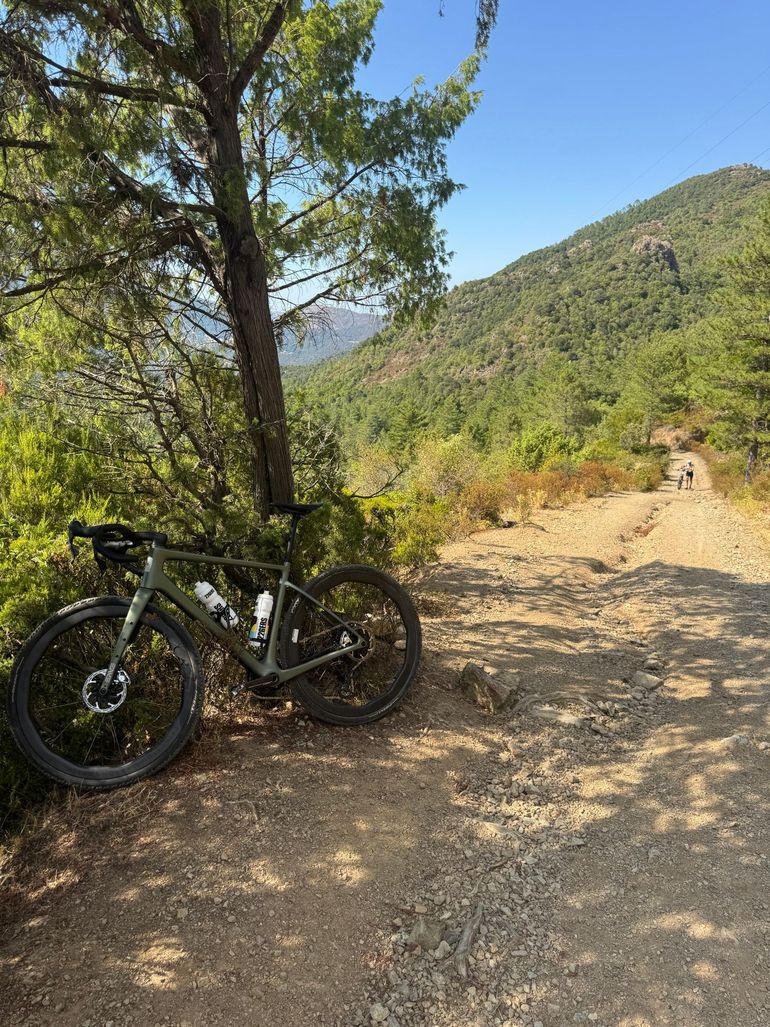 Used Enve Custom SRAM Red 2025 Road & Gravel, Green — image 9 of 9