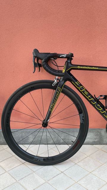 Używany Bianchi Specialissima Sram eTap 2017 2017 Road & Gravel — zdjęcie 3 z 6