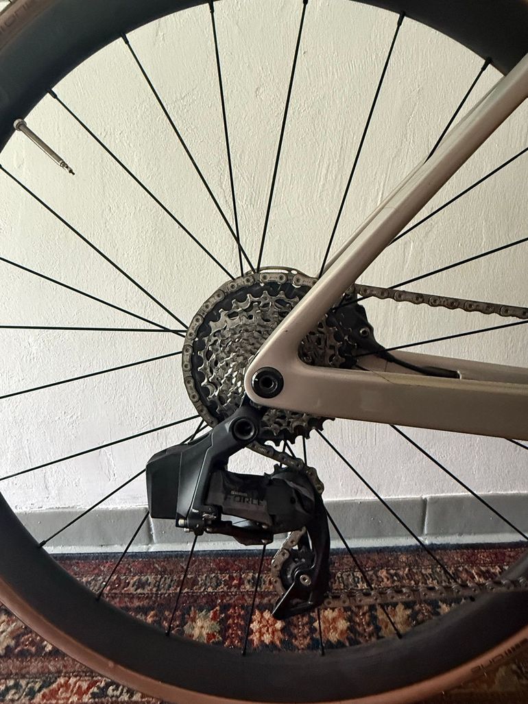 Używany Scott Addict RC 10 2022 2022 Road & Gravel — zdjęcie 12 z 16