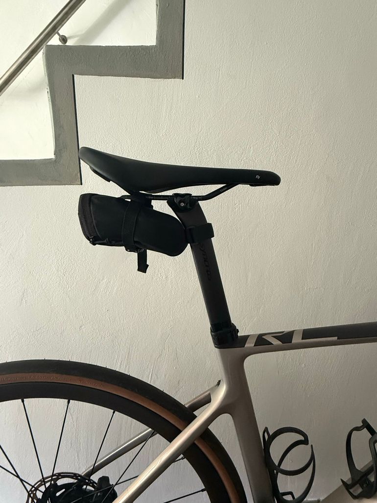Używany Scott Addict RC 10 2022 2022 Road & Gravel — zdjęcie 10 z 16