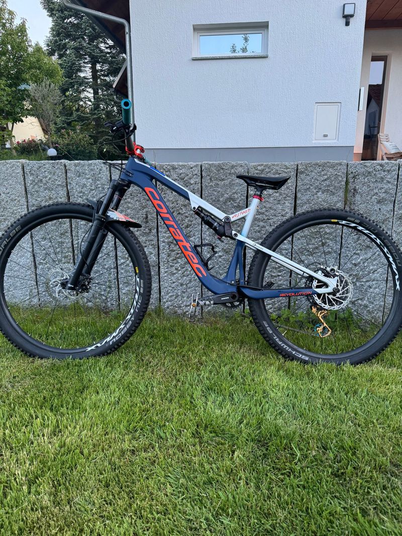 Použité Corratec Revolution iLink Elite 2022 2022 MTB