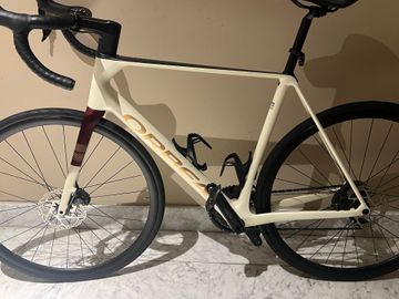 Używany Orbea Orca Shimano 105 Di2 2026 2026 Road & Gravel — zdjęcie 2 z 5