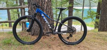 Gebrauchtes Trek Marlin 8 Gen 2 2023 2023 Mountainbike, Blau, 26, 27.5, 29 — Bild 1 von 8