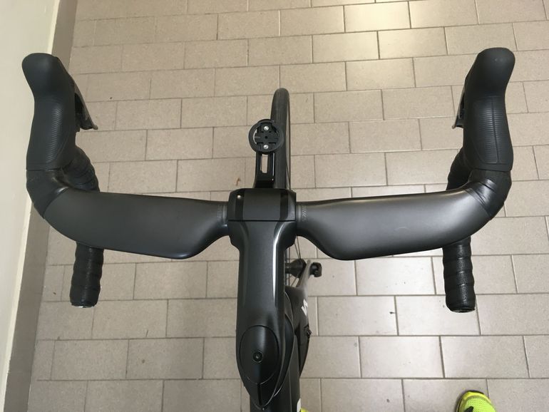 Used Specialized Venge SRAM Red eTap 2017 Road & Gravel, Black — image 3 of 6