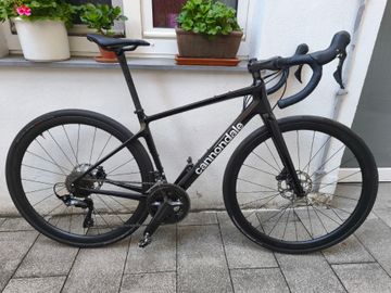 Używany Cannondale Synapse Carbon 3 L 2024 2024 Road & Gravel — zdjęcie 2 z 22
