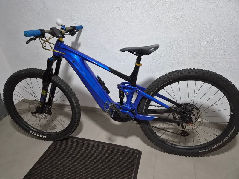 Used Giant Trance X E+ 2 750 2022 2022 MTB