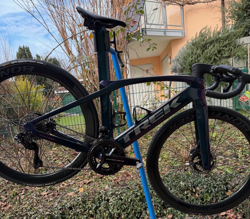 Used Trek Madone SLR 9 Gen 6 2023 2023 Road & Gravel