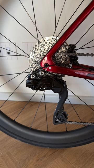 Brugt Trek Émonda SL 6 2024 2024 Road & Gravel — billede 4 af 11
