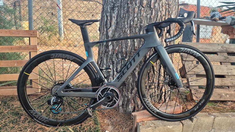 Scott Foil RC Pro Custom SRAM Red eTap AXS 2024 Road & Gravel d'occasion
