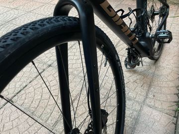 Giant Revolt Advanced 3 2022 2022 Road & Gravel d'occasion — image 18 sur 18
